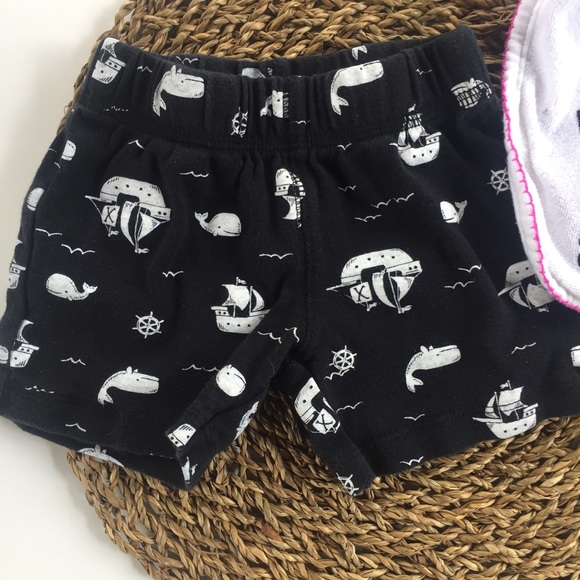 Carter's || Shorts and Bib "Wild for SnackTime" - Picture 4 of 8